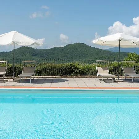 Universal Harmony - Pettirosso Фермерский дом *